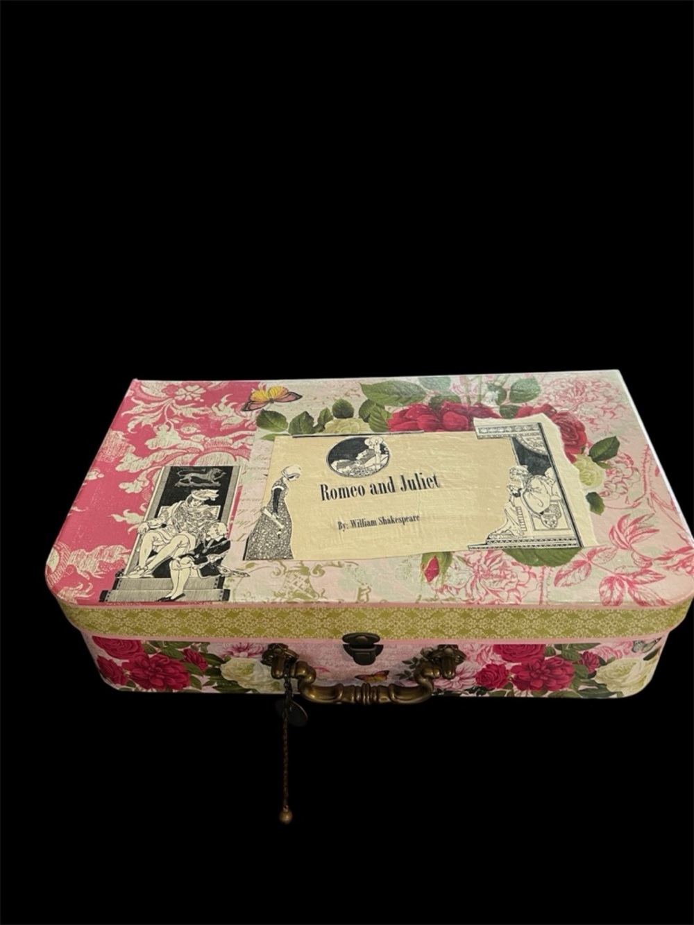 Storage suitcase